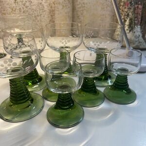 Vintage Green Stemmed Glassware Set – Beehive Style
